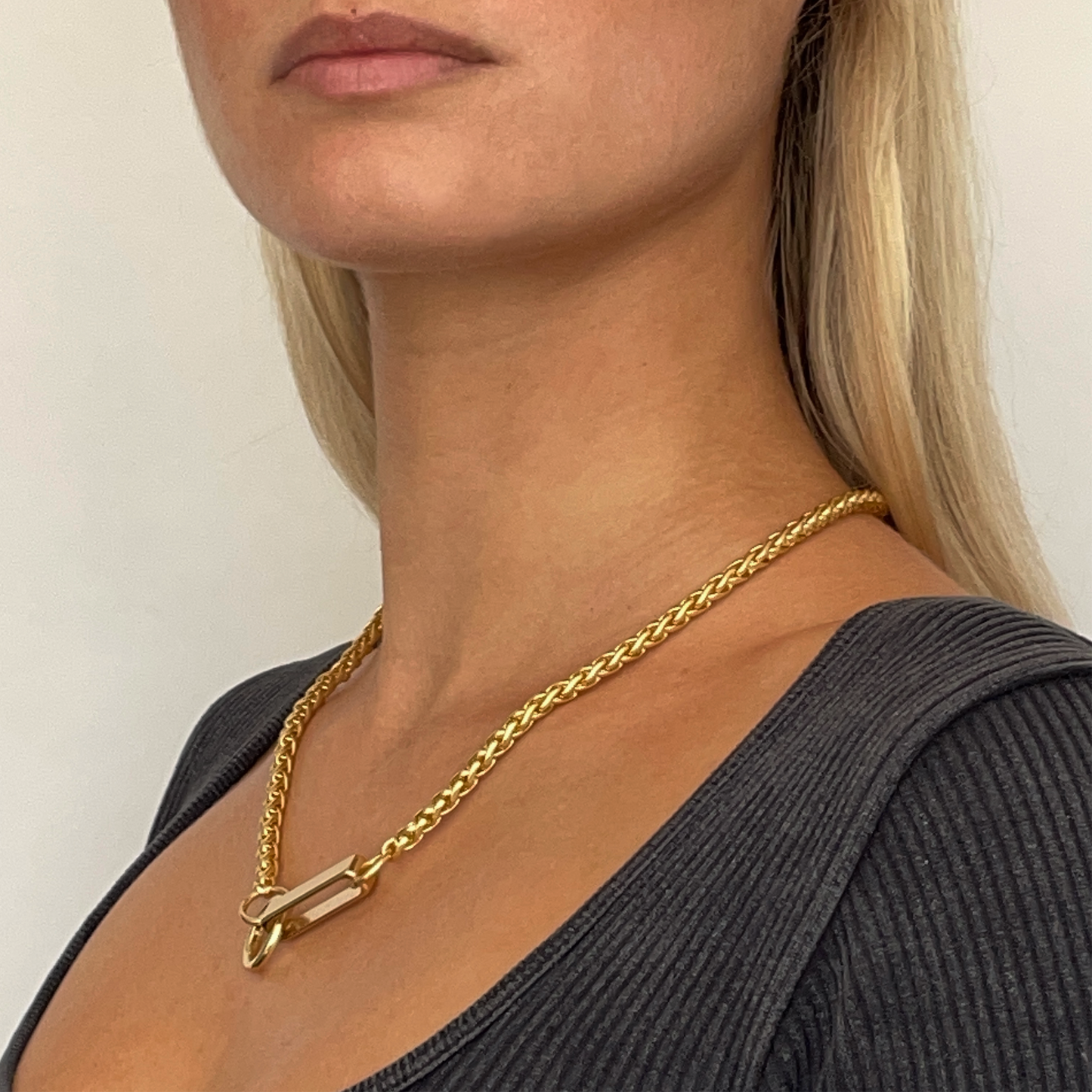 GOLD BAR NECKLACE