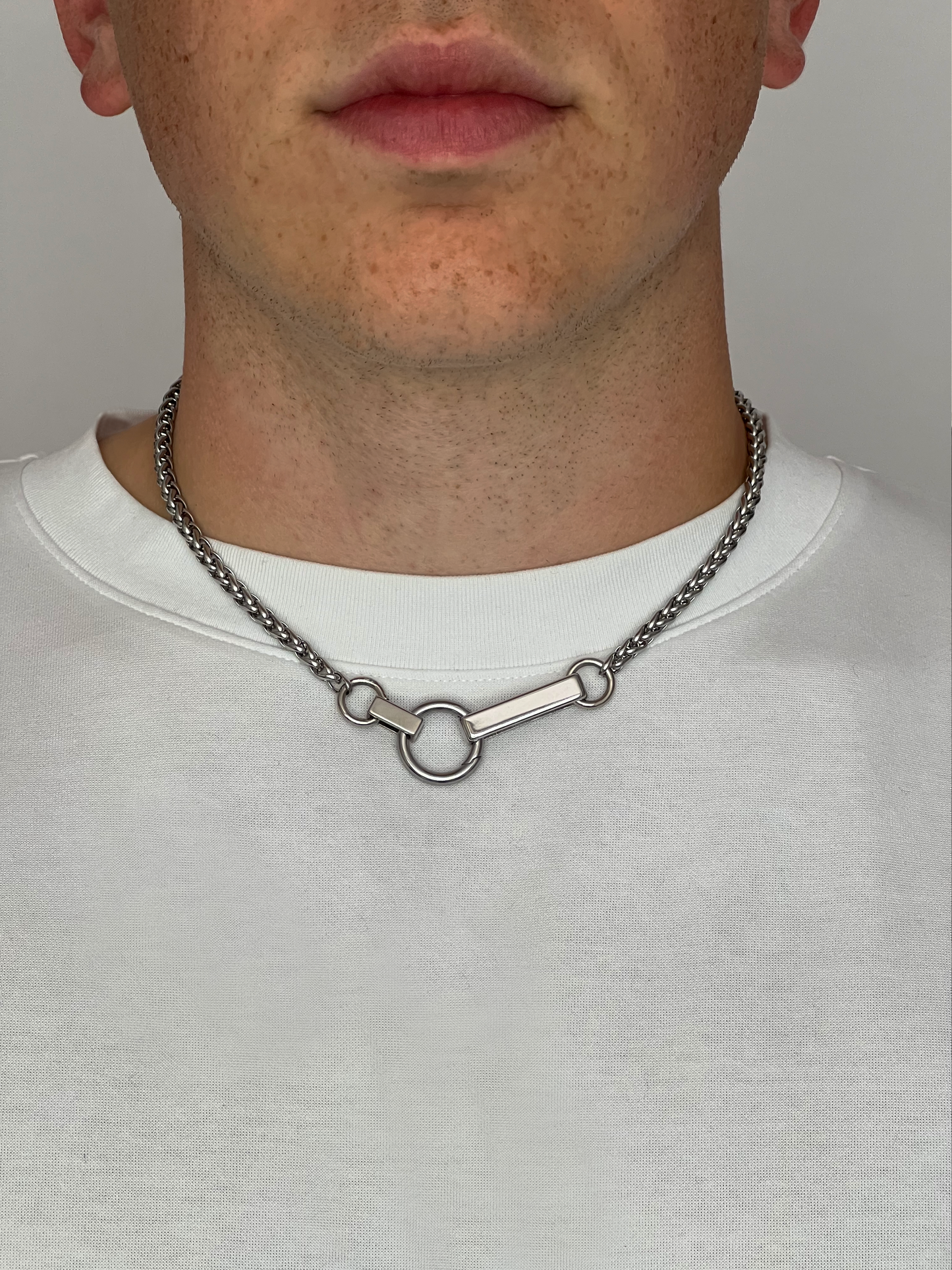 STAINLESS STEEL DOUBLE BAR NECKLACE